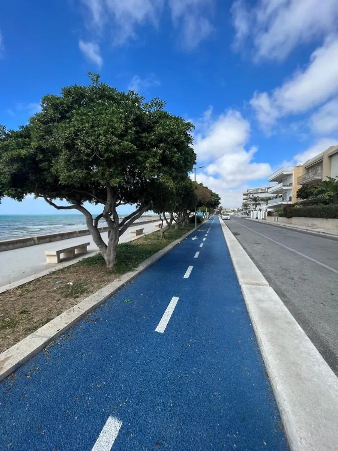 Smeraldin Marina di Ragusa 0*,